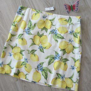 NWT - Talbot's - White with lemon yellow lemon print short skirt - Size 14